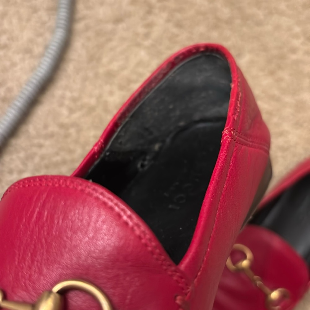 Gucci Women's Red Leather Brixton loafer 36.5 - Picture 7 of 11